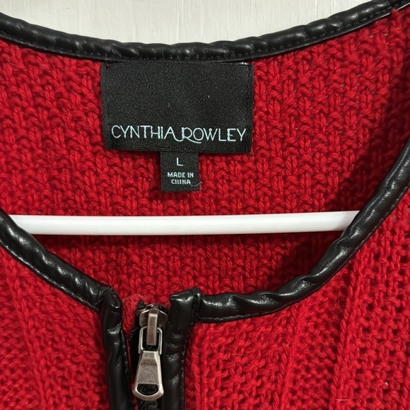 Cynthia Rowley wool blend zipper sweater Size Large very good condition - Picture 2 of 5
